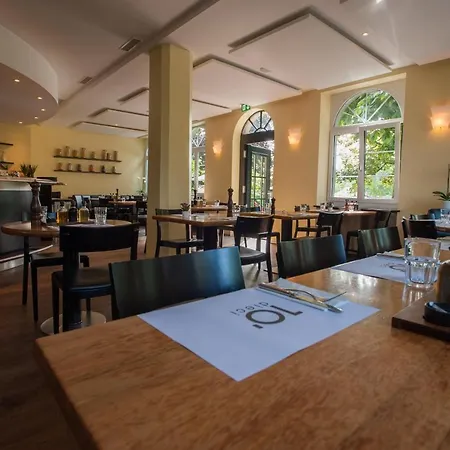 Gasthuis Dieci Allo Zoo *