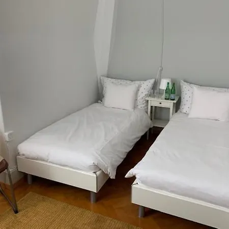 Guest house Dieci Allo Zoo *